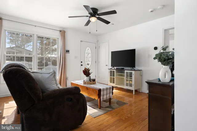 $299,900 | 11 West I Street, Brunswick, MD 21716