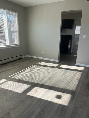 $1,300 | 1340 North Main Street, Unit E3, Wheaton, IL 60187