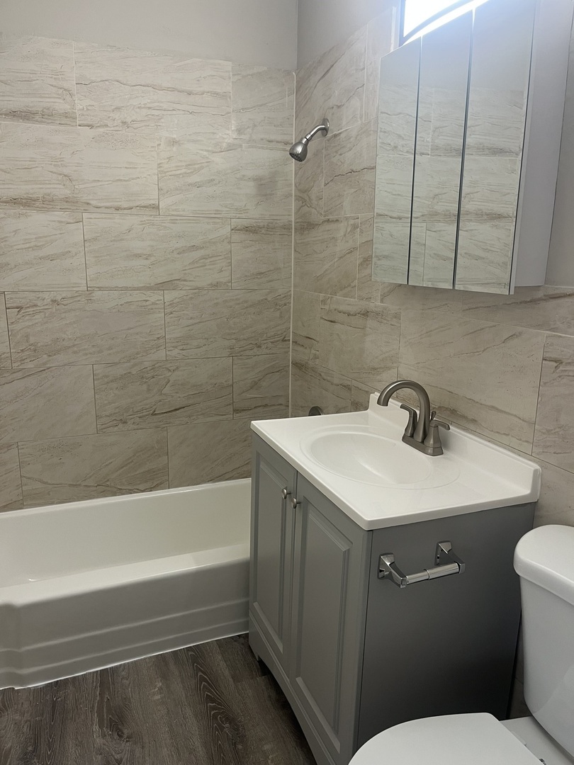 1340 North Main Street, Unit E1 Wheaton, IL 60187 - Photo 8 of 8