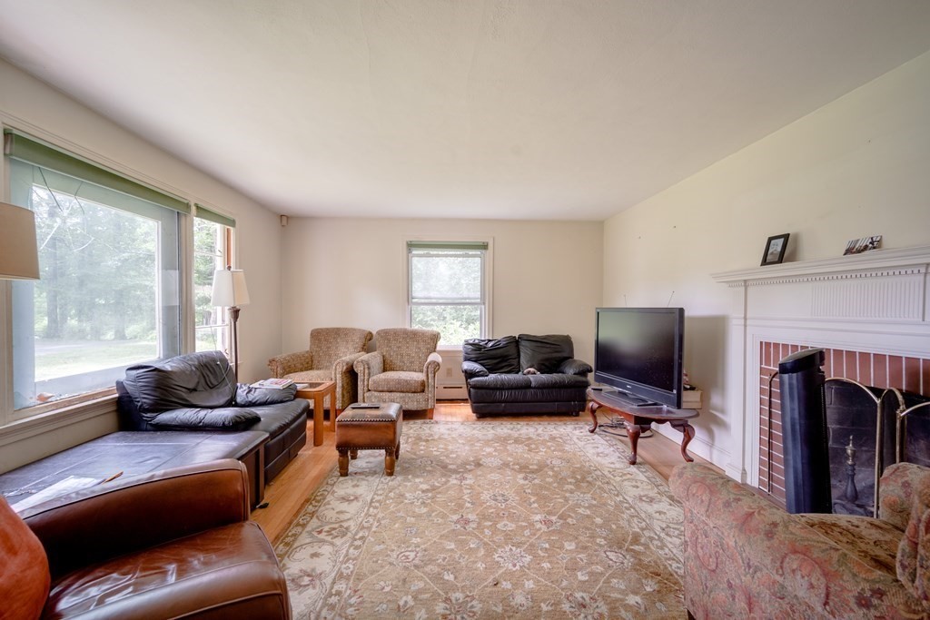 22 Atwater Place Springfield, MA 01107 - Photo 9 of 21 Gallery Image 9