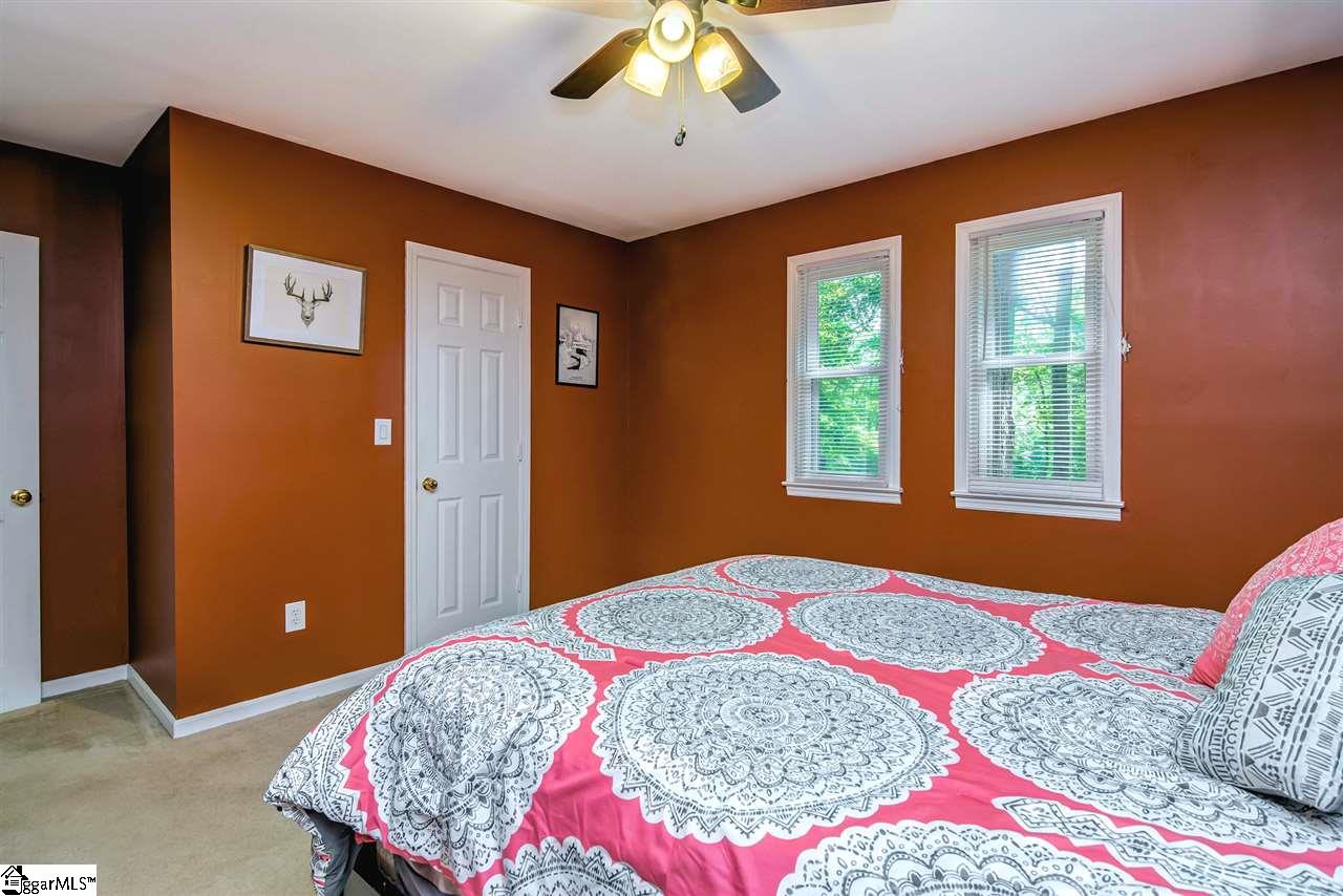 9 Rollingreen Road Greer, SC 29651 - Photo 23 of 36 Gallery Image 23