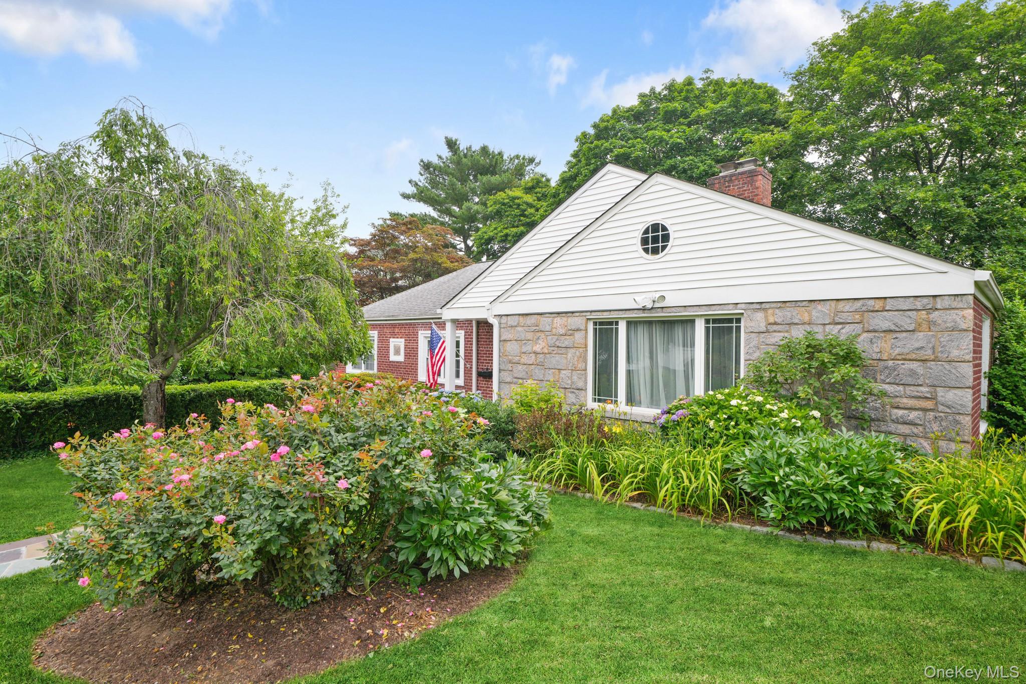 100 Yale Road Hartsdale, NY 10530 - Photo 3 of 12