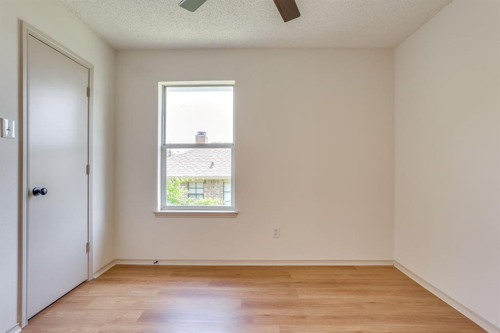 912 Blue Ridge Drive Burleson, TX 76028 - Photo 25 of 32