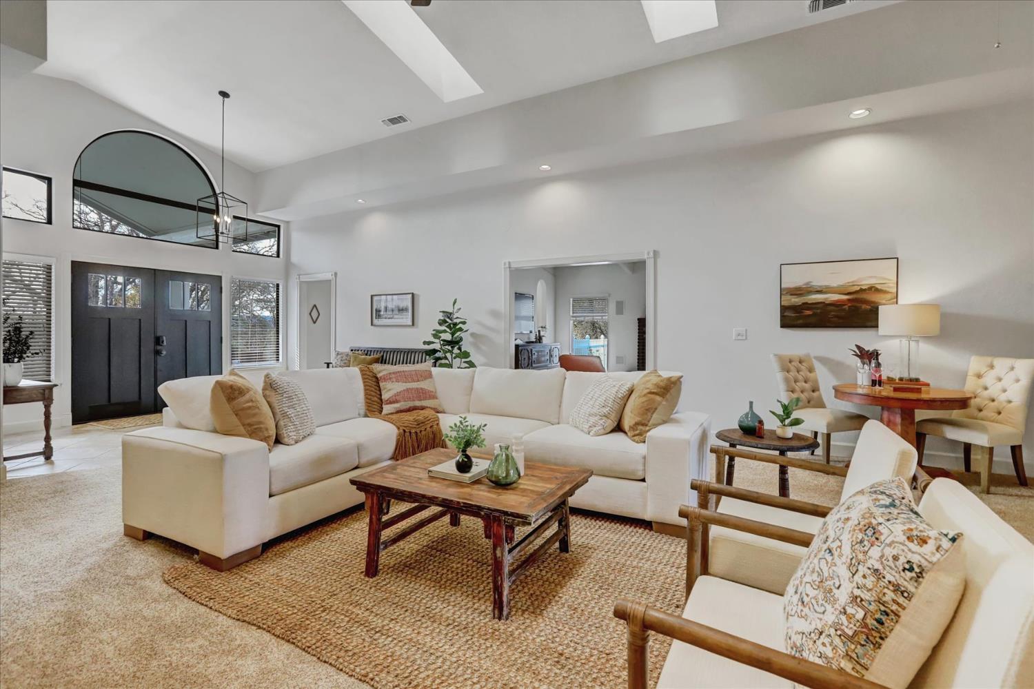 12025 Wanderer Road Auburn, CA 95602 - Photo 11 of 98