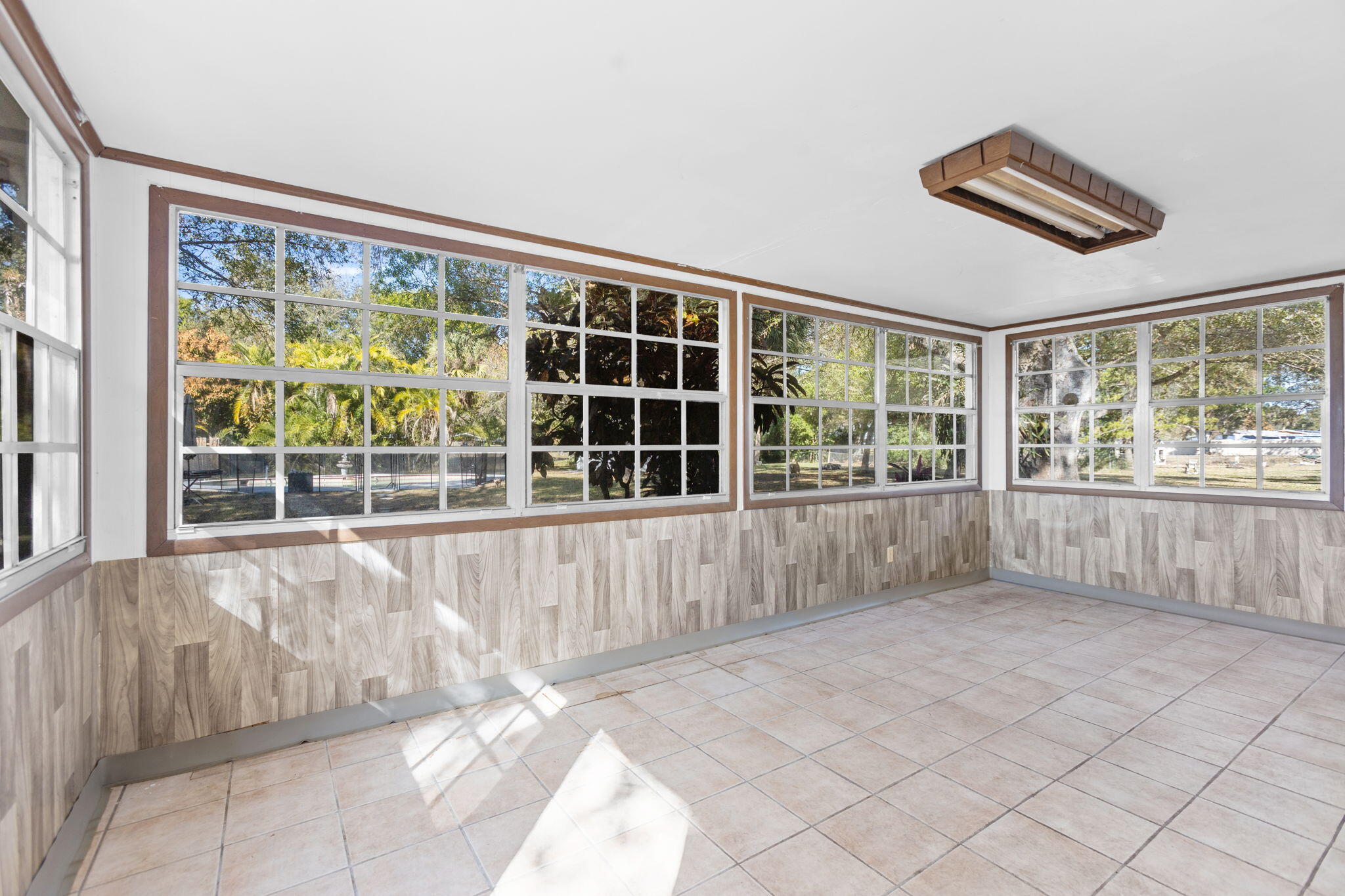 2902 Grove Drive Fort Pierce, FL 34981 - Photo 24 of 39 23-web-or-mls-0V8A6946