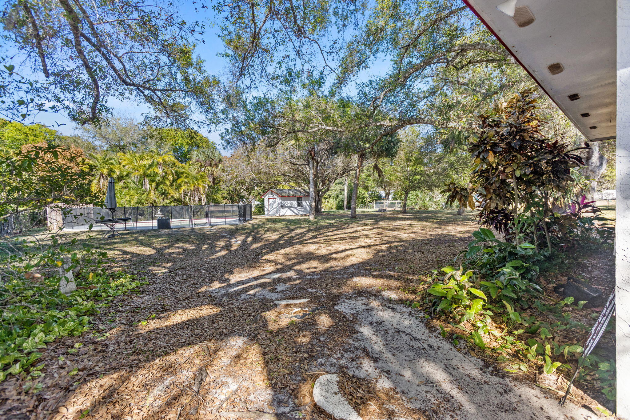 2902 Grove Drive Fort Pierce, FL 34981 - Photo 32 of 39 33-web-or-mls-0V8A6956