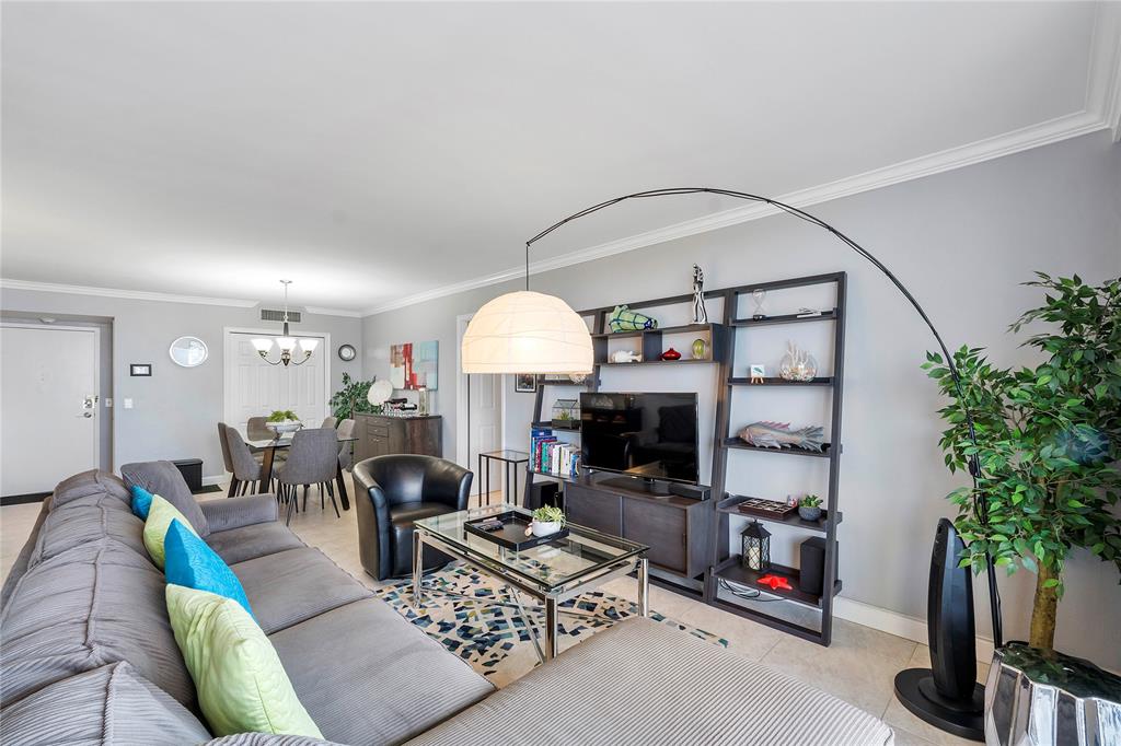 2000 South Ocean Boulevard, Unit 9F Lauderdale-by-the-Sea, FL 33062 - Photo 11 of 52