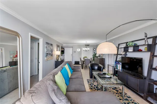 $5,200 | 2000 South Ocean Boulevard, Unit 9F, Lauderdale-by-the-Sea, FL 33062