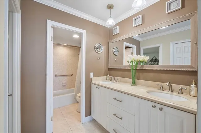 $5,200 | 2000 South Ocean Boulevard, Unit 9F, Lauderdale-by-the-Sea, FL 33062