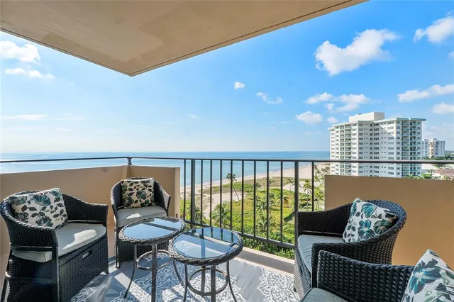 $5,200 | 2000 South Ocean Boulevard, Unit 9F, Lauderdale-by-the-Sea, FL 33062