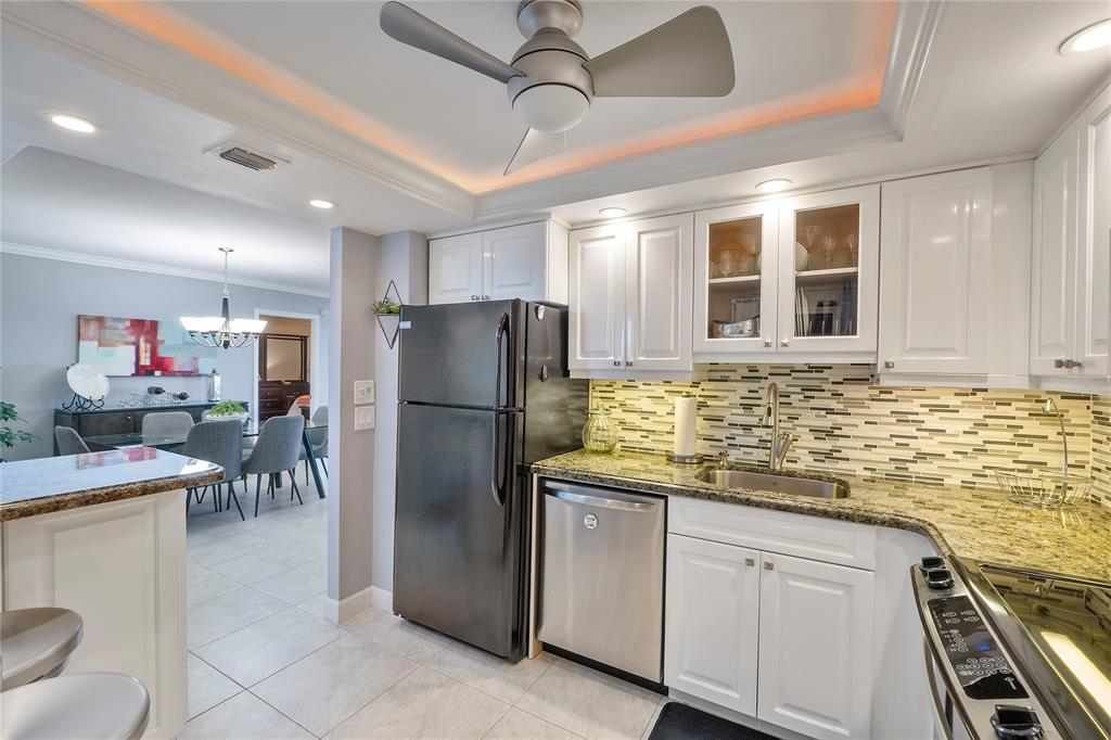 2000 South Ocean Boulevard, Unit 9F Lauderdale-by-the-Sea, FL 33062 - Photo 6 of 52