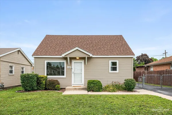 $225,000 | 6122 West 83rd Street, Burbank, IL 60459
