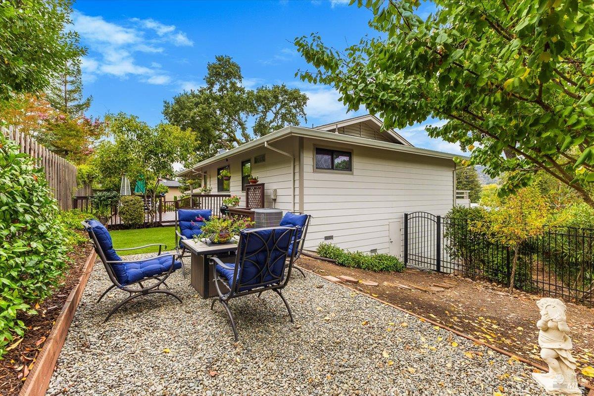 6850 Oakmont Drive Santa Rosa, CA 95409 - Photo 41 of 49