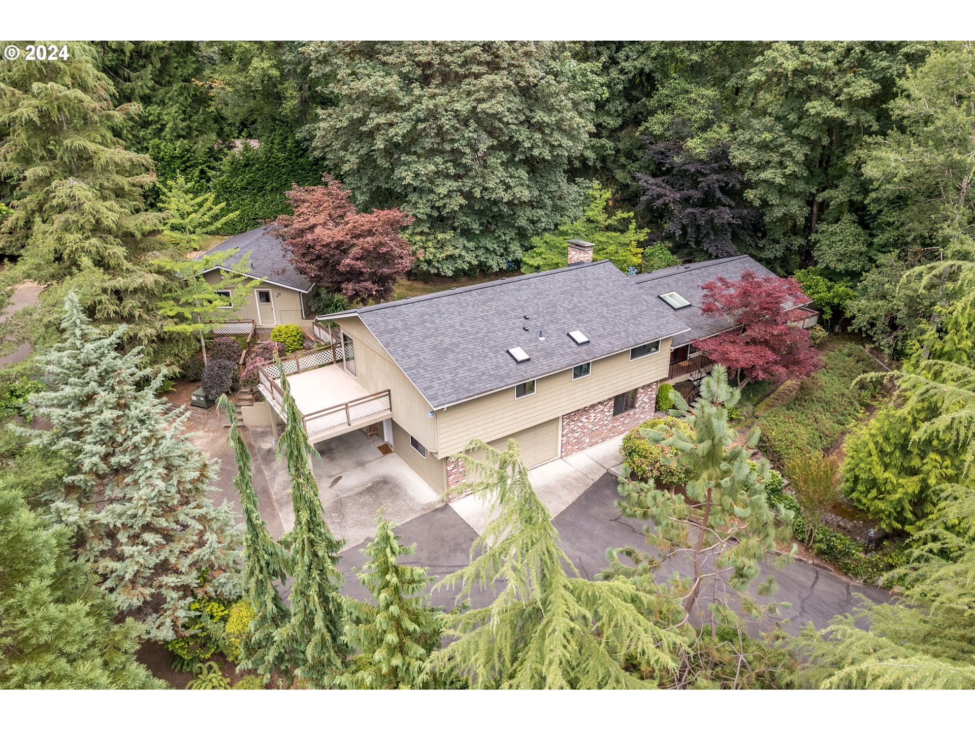 309 Clark Creek Road Longview, WA 98632 - Photo 1 of 40 Gallery Image 1