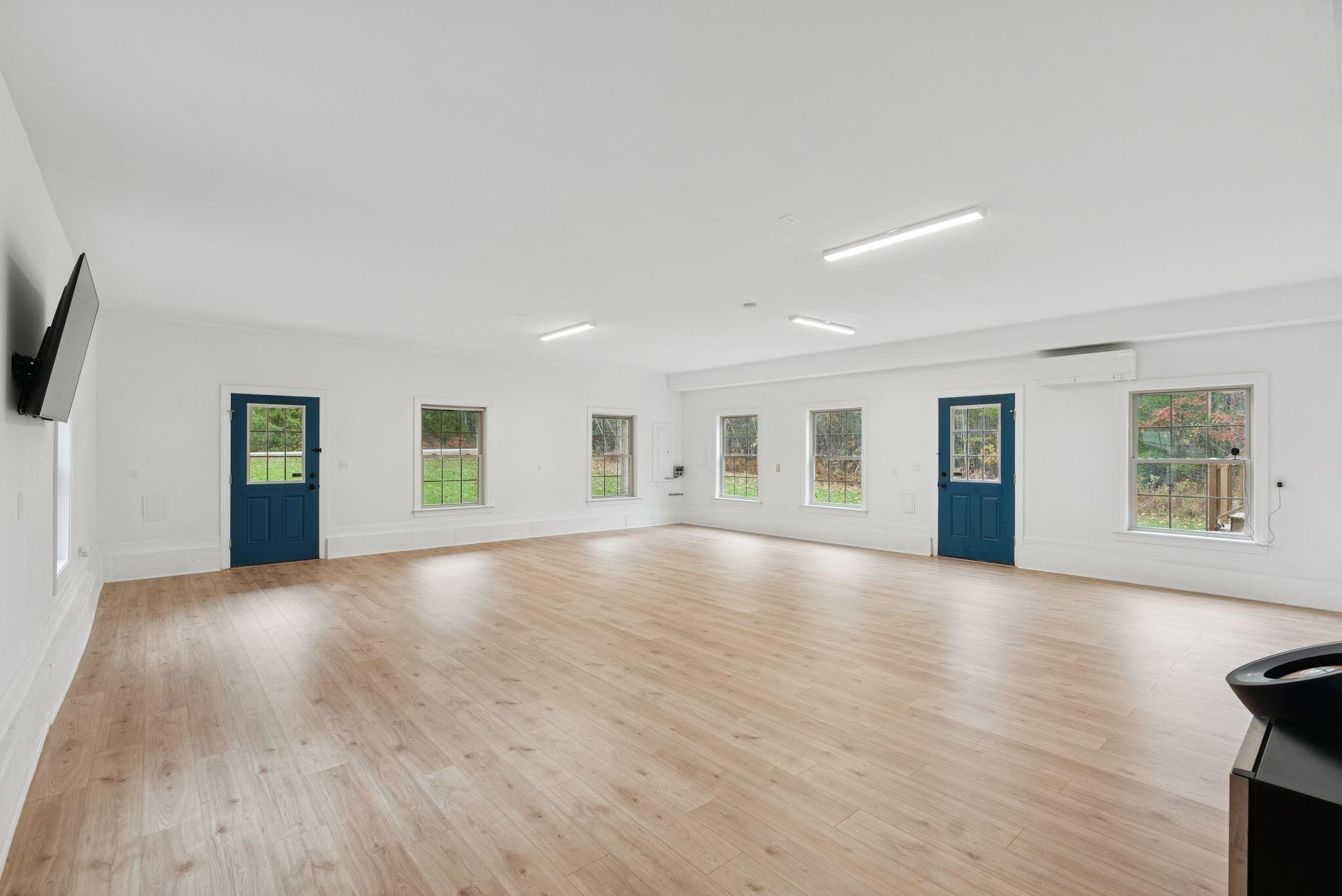 214 Thompson Road Arundel, ME 04046 - Photo 20 of 29 DSC02485