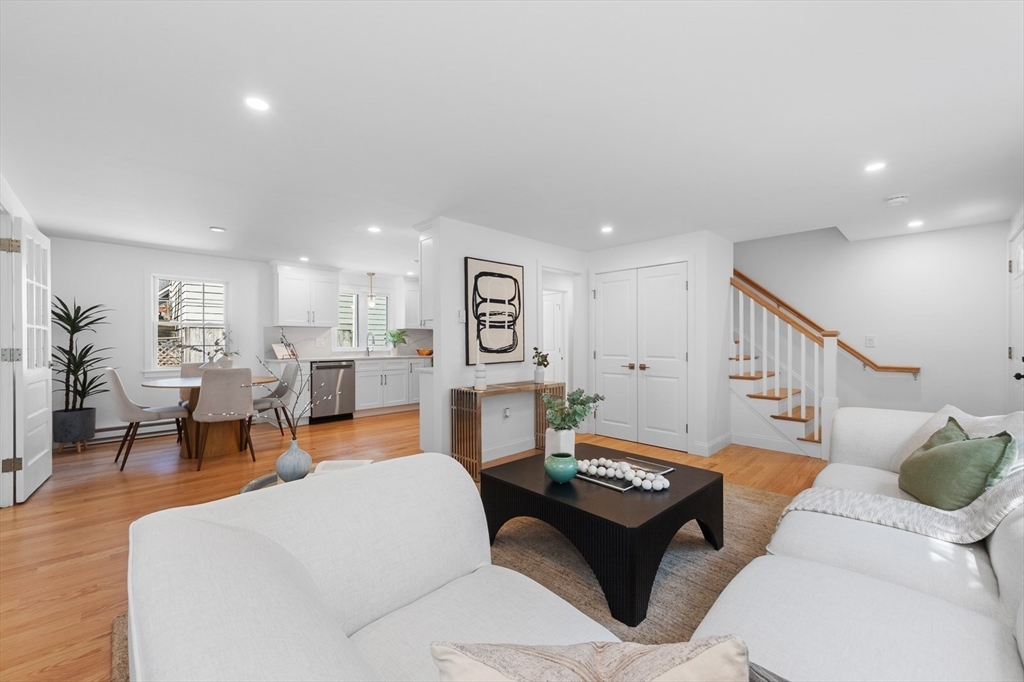 22 Park Street, Unit B Wakefield, MA 01880 - Photo 7 of 29