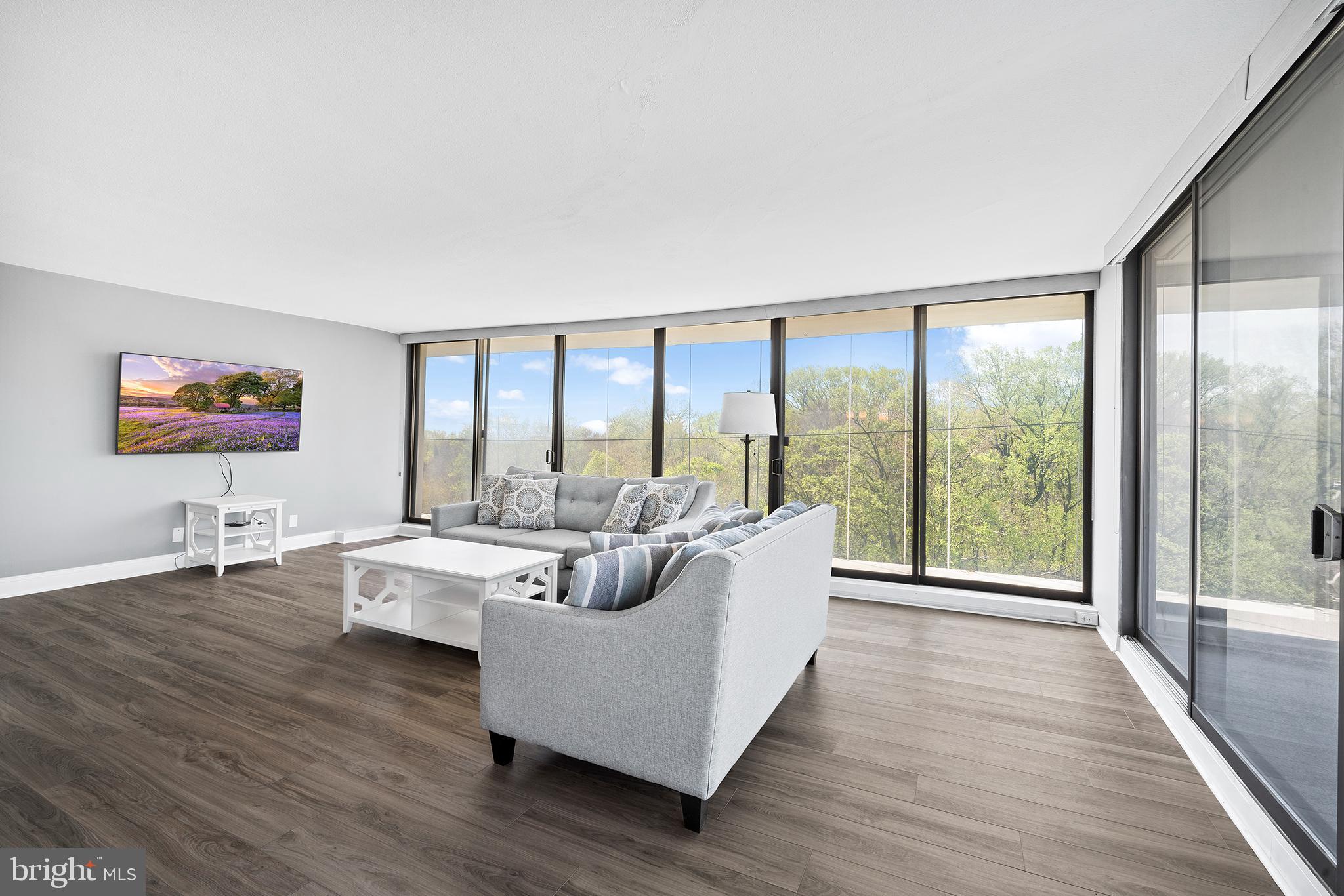 3900 West Ford Road, Unit 10O Philadelphia, PA 19131 - Photo 8 of 38 Gallery Image 8
