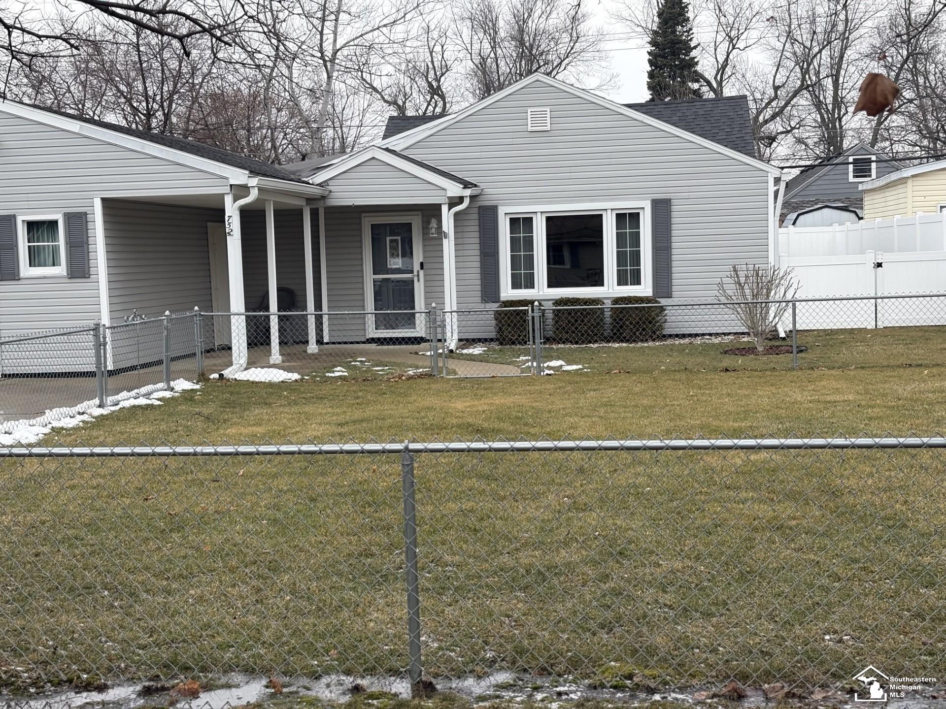 752 Rambow Drive Monroe, MI 48161 - Photo 1 of 17 752 RAMBOW