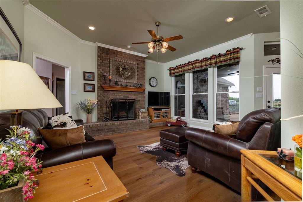 13435 Jackson Road Ponder, TX 76259 - Photo 10 of 40
