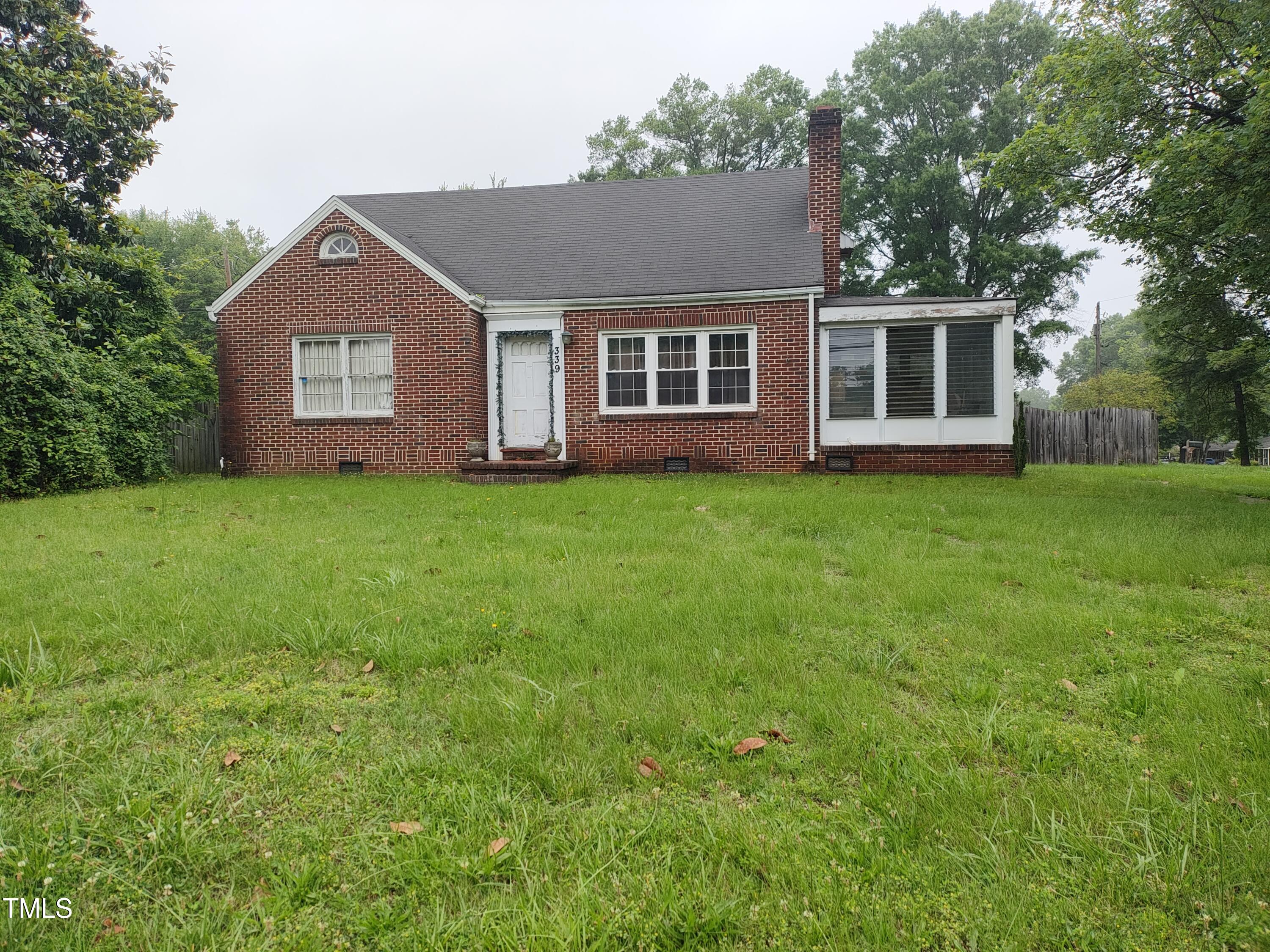 339 East Meadow Road Eden, NC 27288 - Photo 1 of 19 2057060116715922885