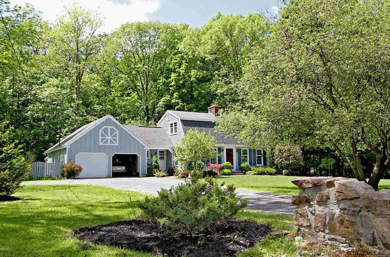 20 Churchill Road Queensbury, NY 12804 - Photo 2 of 27 Photo 2