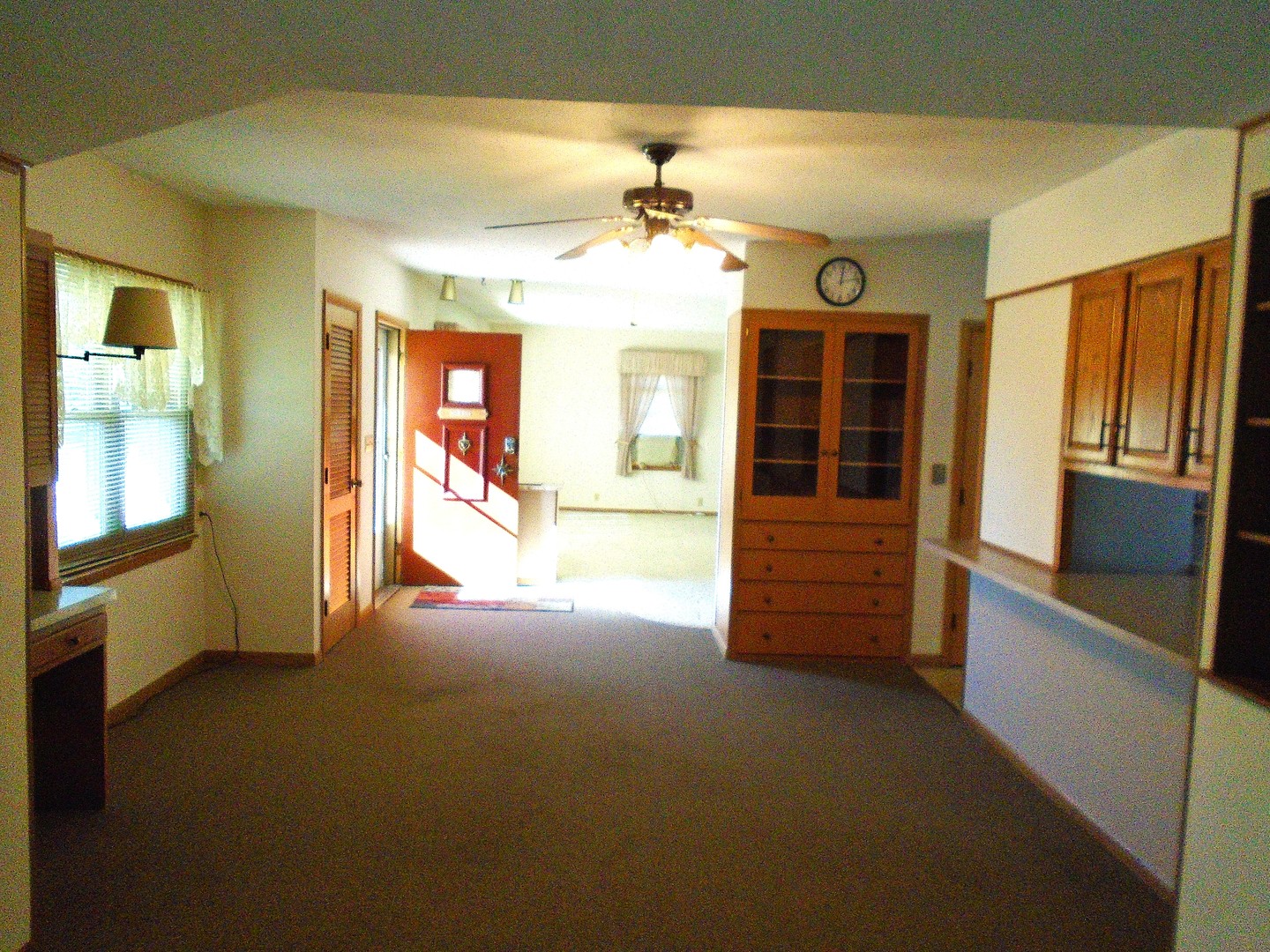 702 High Street Dixon, IA 52745 - Photo 5 of 16