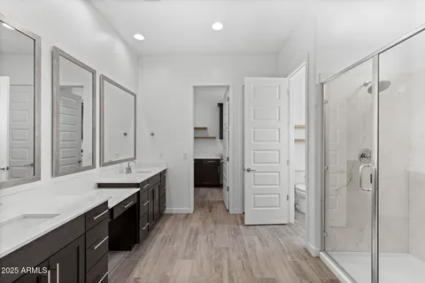 $910,900 | 32634 North 21st Lane, Phoenix, AZ 85085