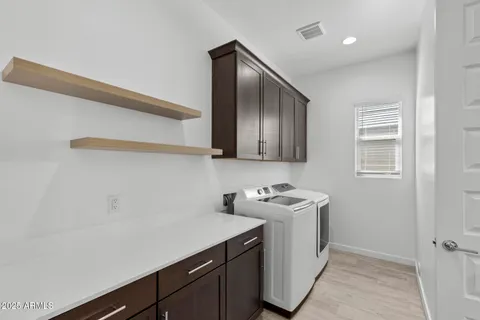 $910,900 | 32634 North 21st Lane, Phoenix, AZ 85085