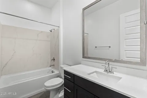 $910,900 | 32634 North 21st Lane, Phoenix, AZ 85085