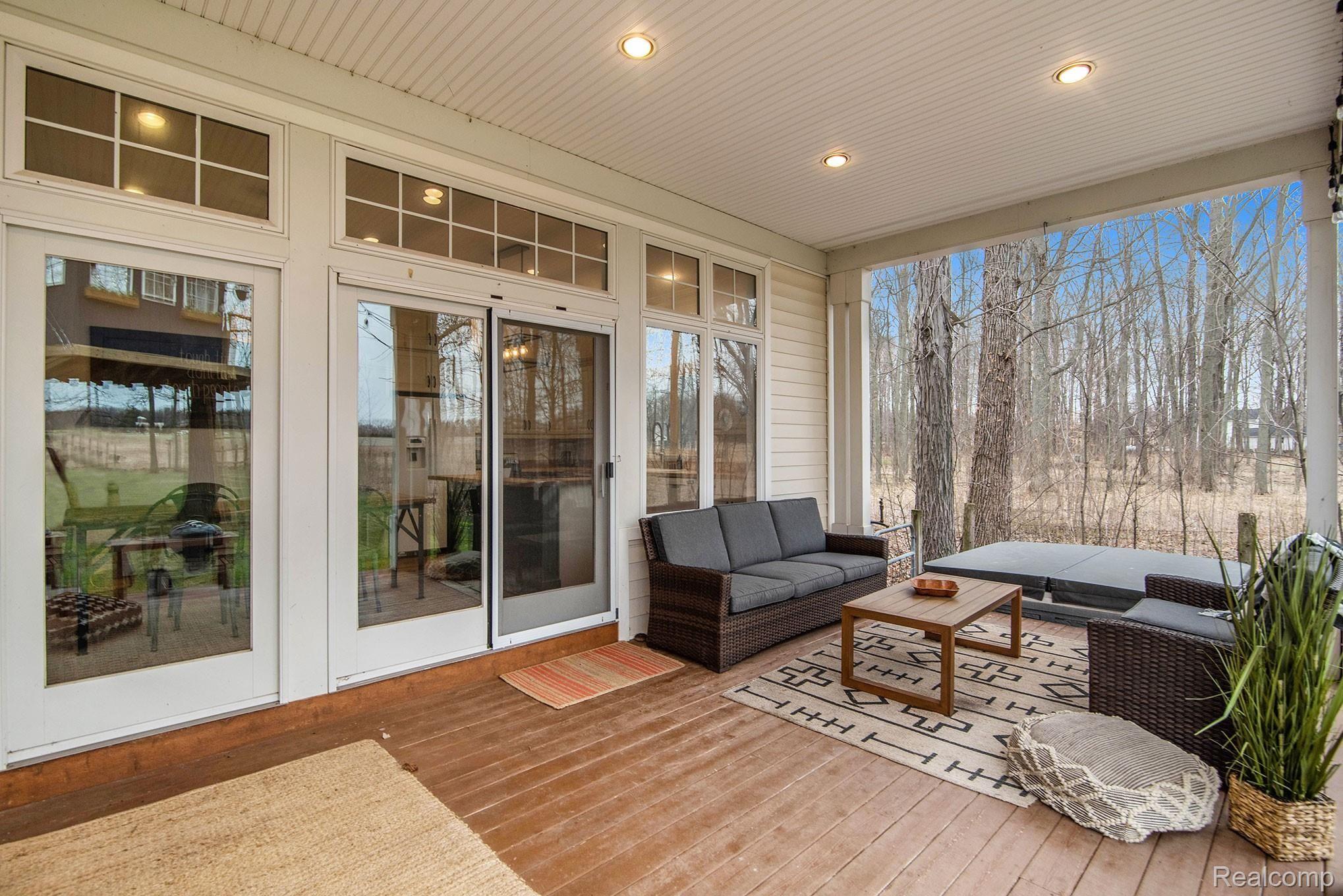 2180 Mott Road North Branch, MI 48461 - Photo 8 of 38 DSC_9913.jpg