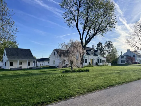 $589,900 | 310 East Park Drive, Greenville, OH 45331