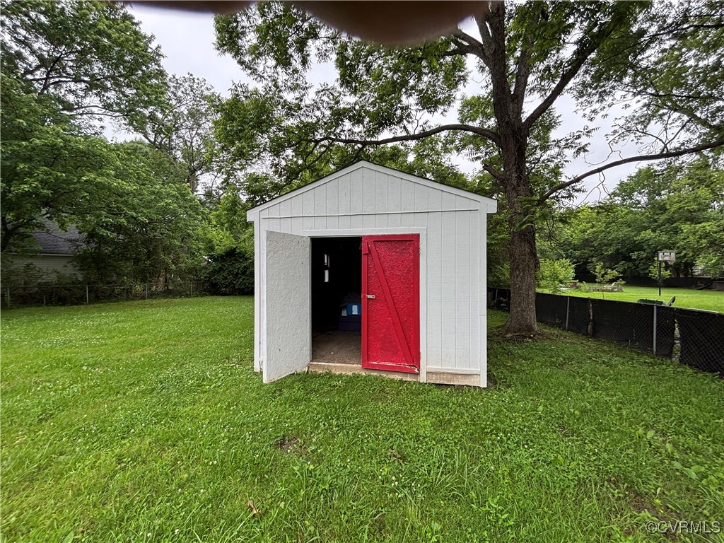 4704 River Road Petersburg, VA 23803 - Photo 15 of 17 View of shed