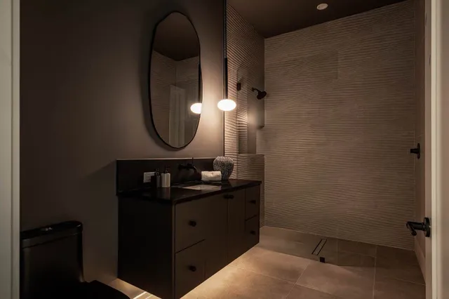 $2,380,000 | 1003 Juanita Street, Austin, TX 78704