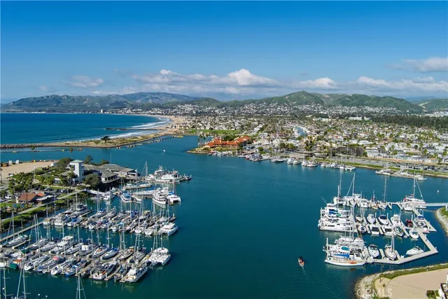 $624,000 | 1215 Anchors Way Drive, Unit 51, Ventura, CA 93001