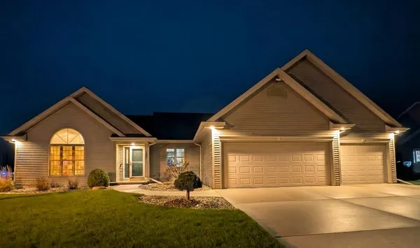 $439,900 | 501 Crowfoot Avenue, Fond du Lac, WI 54935