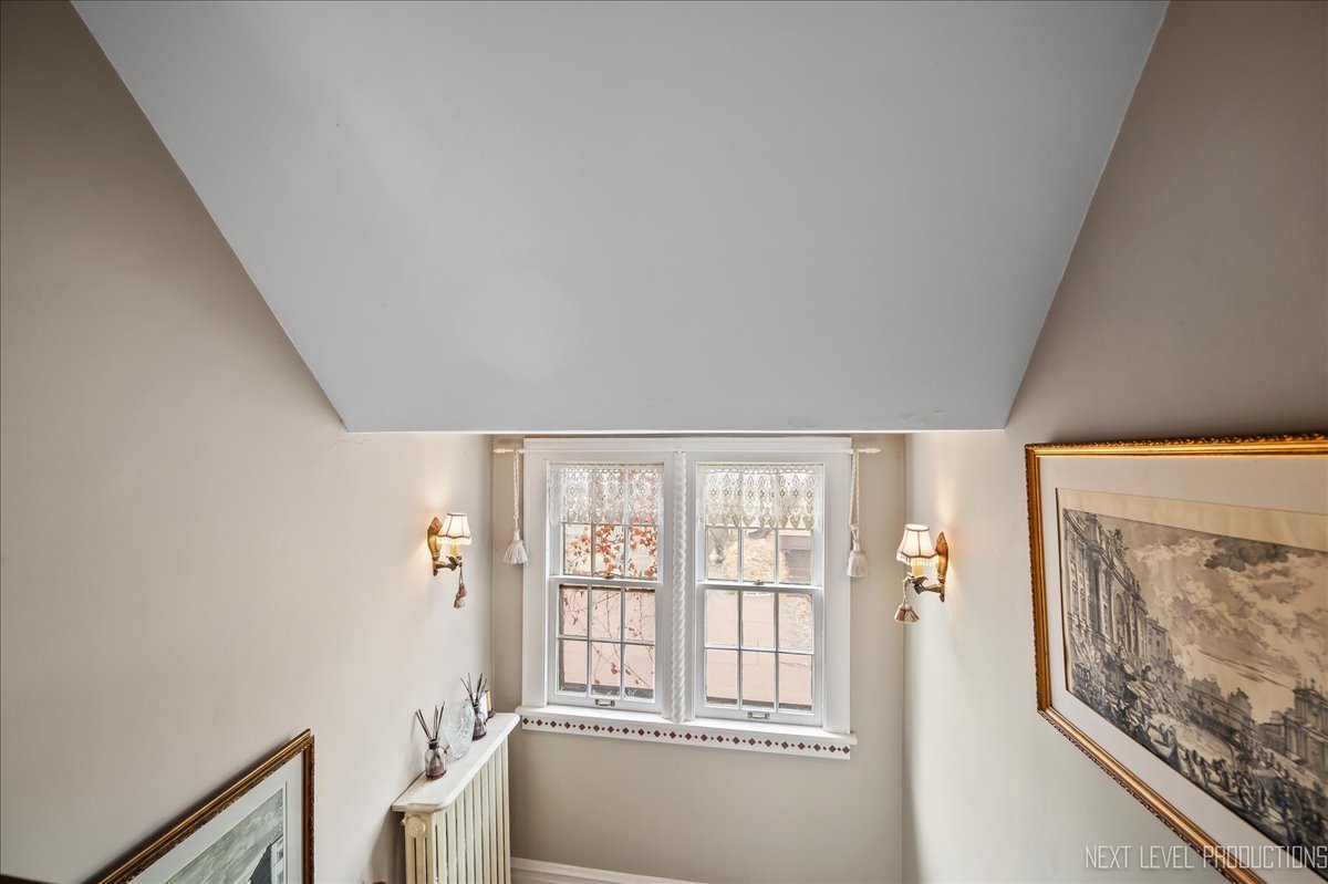 640 Anderson Boulevard Geneva, IL 60134 - Photo 21 of 41 a view of a room with a large window