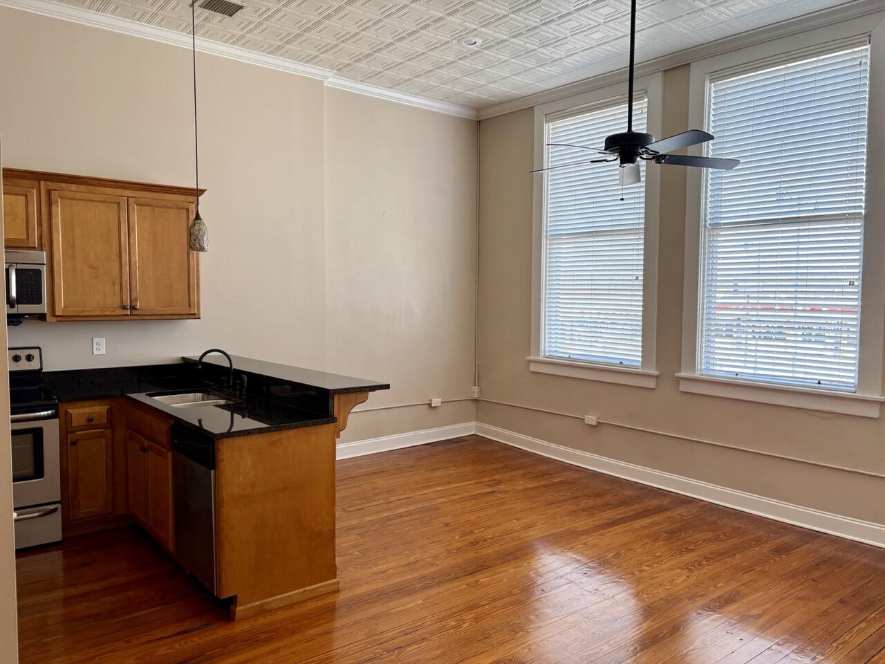 1204 Broad Street, Unit 1 Augusta, GA 30901 - Photo 7 of 11 eating area