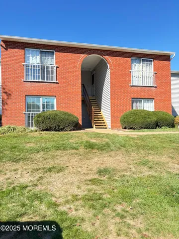 $349,000 | 708 Zlotkin Circle, Unit 2, Freehold, NJ 07728