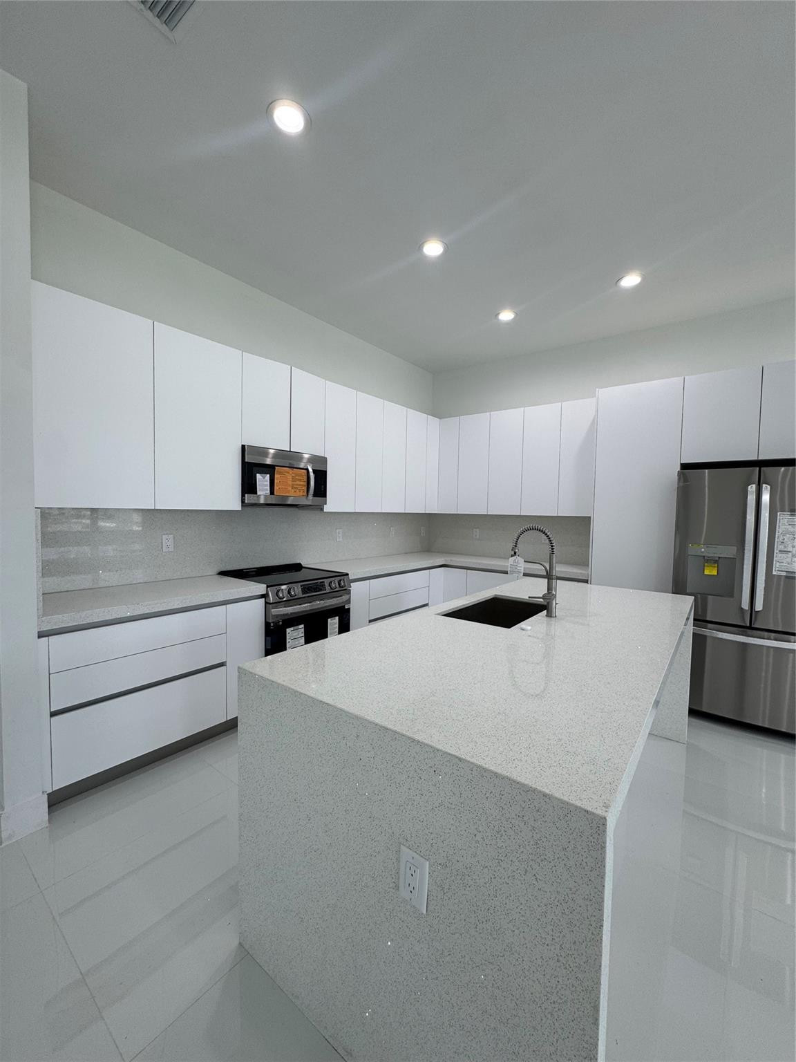 16677 Southwest 292nd Street Homestead, FL 33033 - Photo 20 of 35 Photo 20