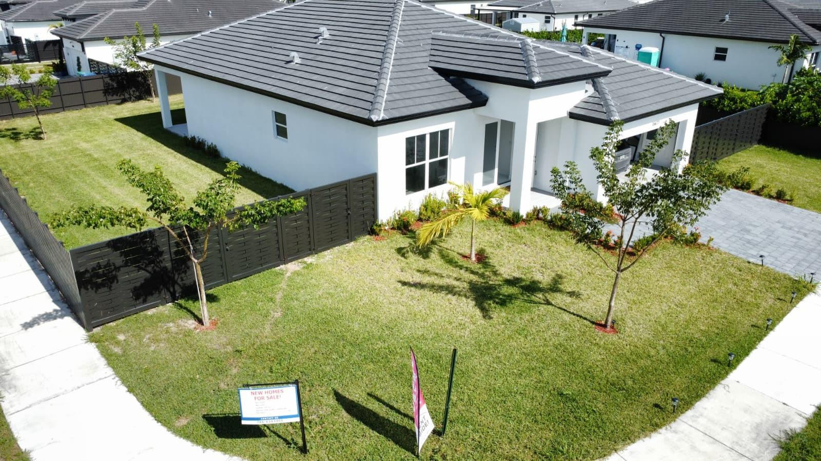 16677 Southwest 292nd Street Homestead, FL 33033 - Photo 5 of 35 Home