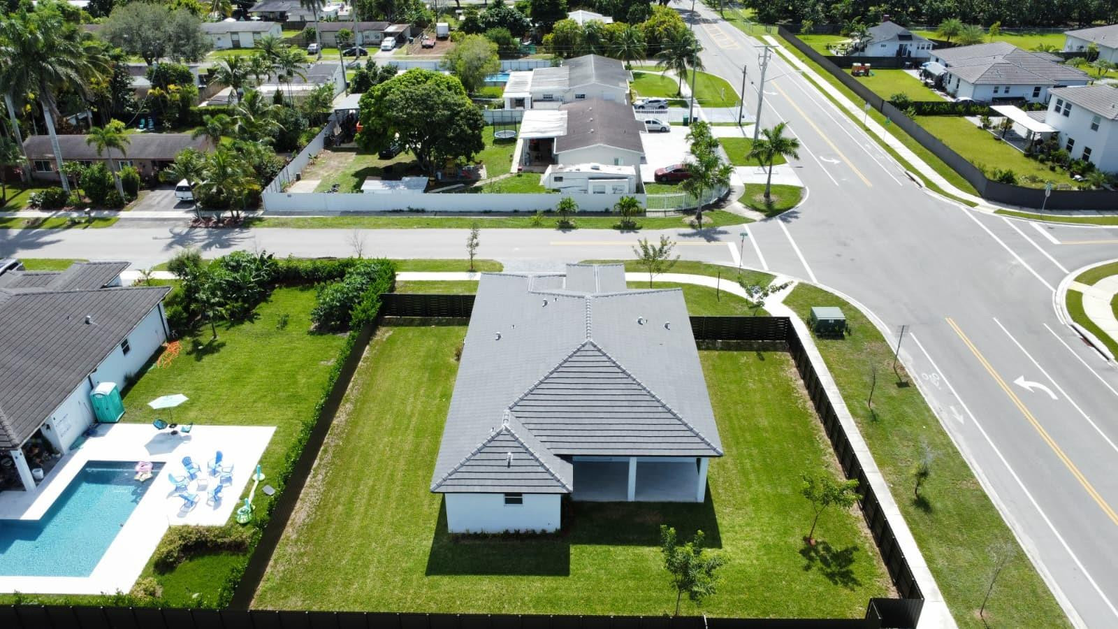 16677 Southwest 292nd Street Homestead, FL 33033 - Photo 6 of 35 BACK HOME