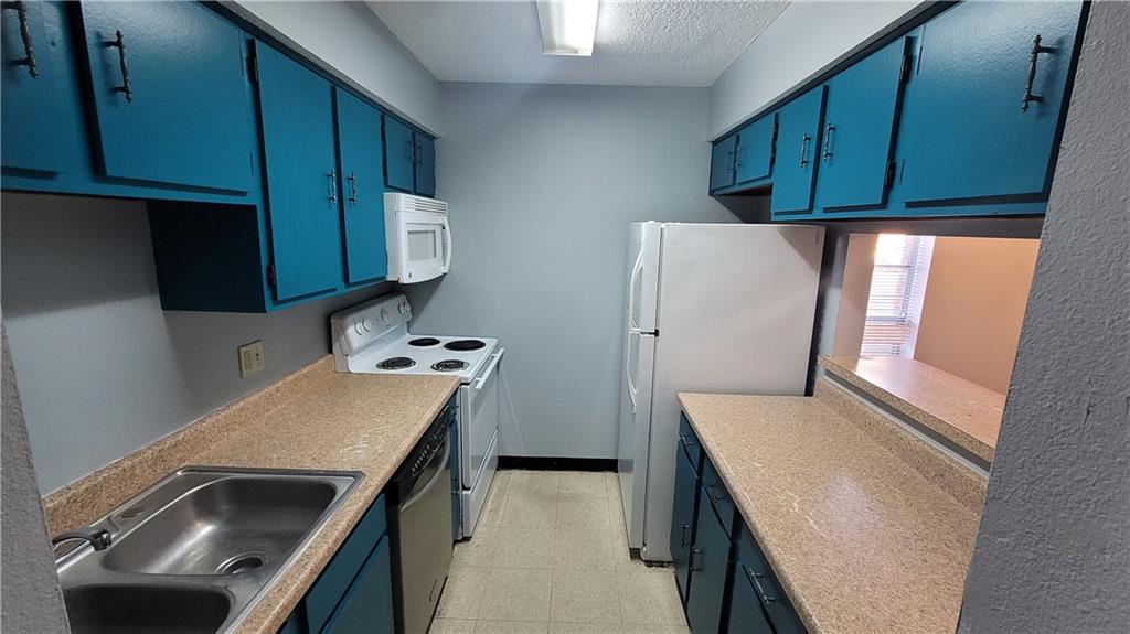 1708 Newport Place, Unit D Kenner, LA 70065 - Photo 2 of 11