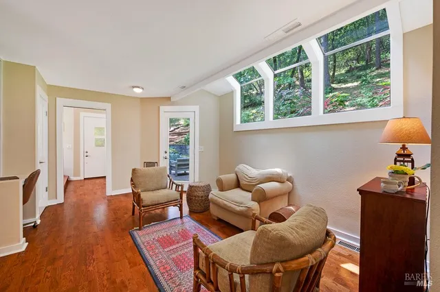 $999,000 | 827 Wild Oak Drive, Santa Rosa, CA 95409