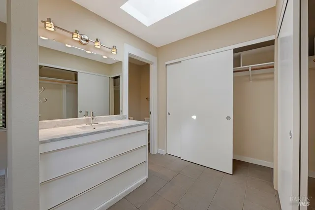 $999,000 | 827 Wild Oak Drive, Santa Rosa, CA 95409