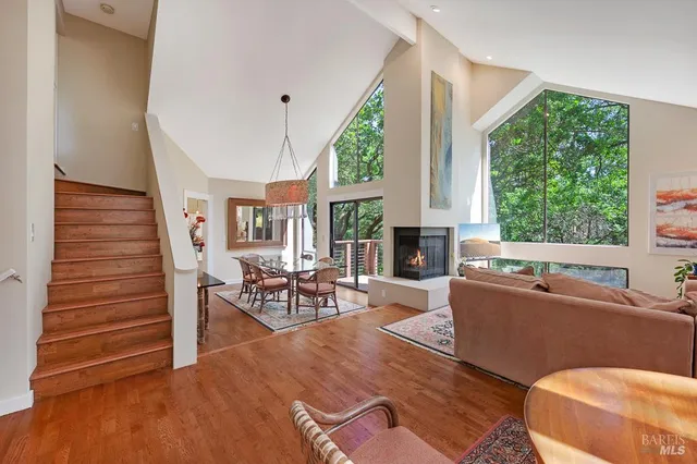 $999,000 | 827 Wild Oak Drive, Santa Rosa, CA 95409