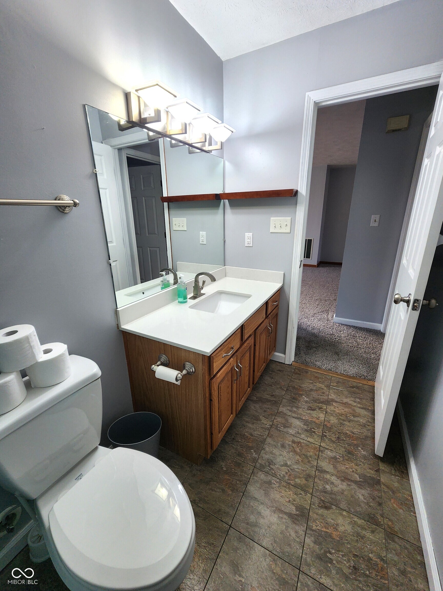 1425 Lawrence Way Anderson, IN 46013 - Photo 19 of 23 Gallery Image 19
