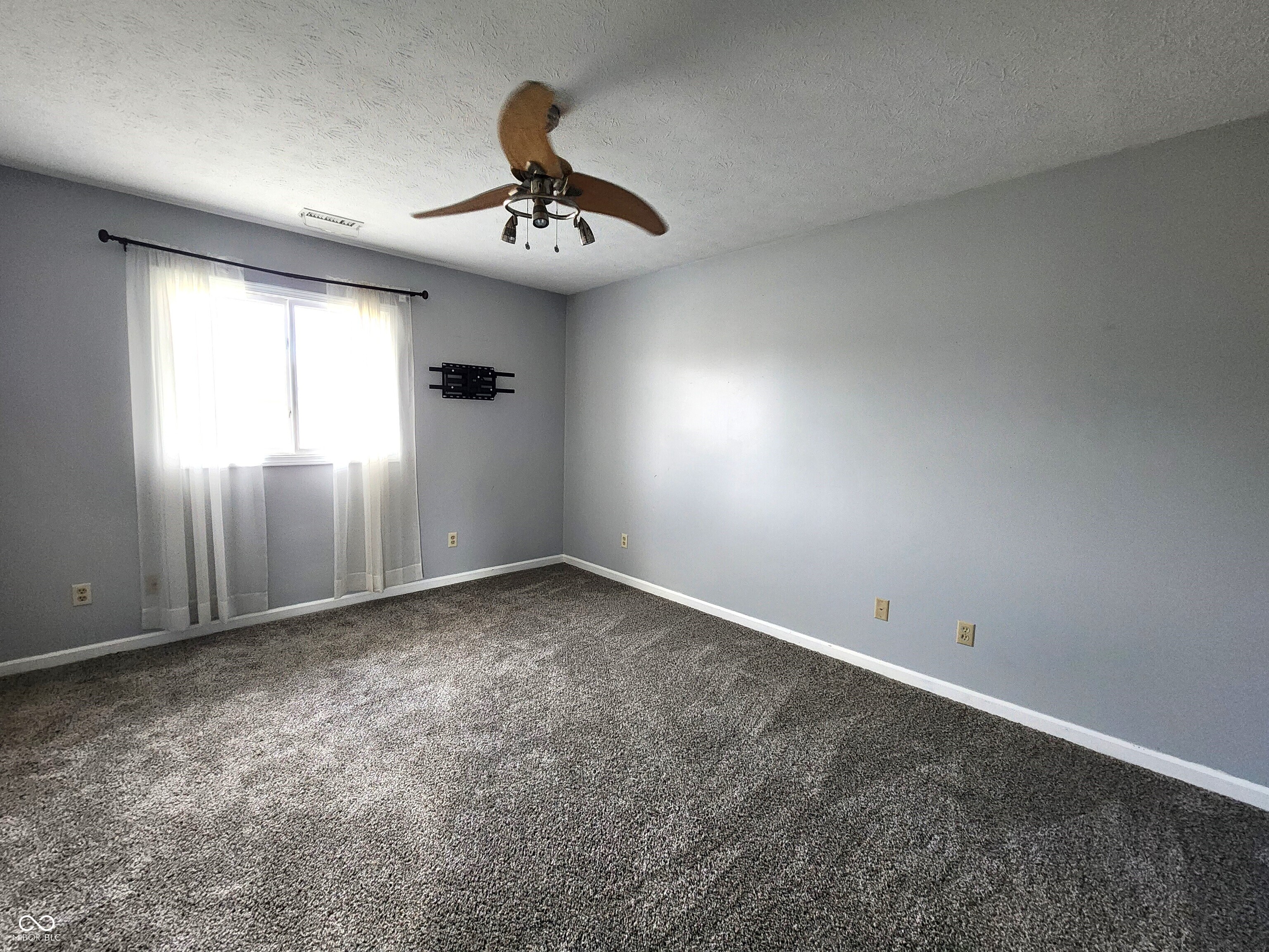 1425 Lawrence Way Anderson, IN 46013 - Photo 20 of 23 Gallery Image 20