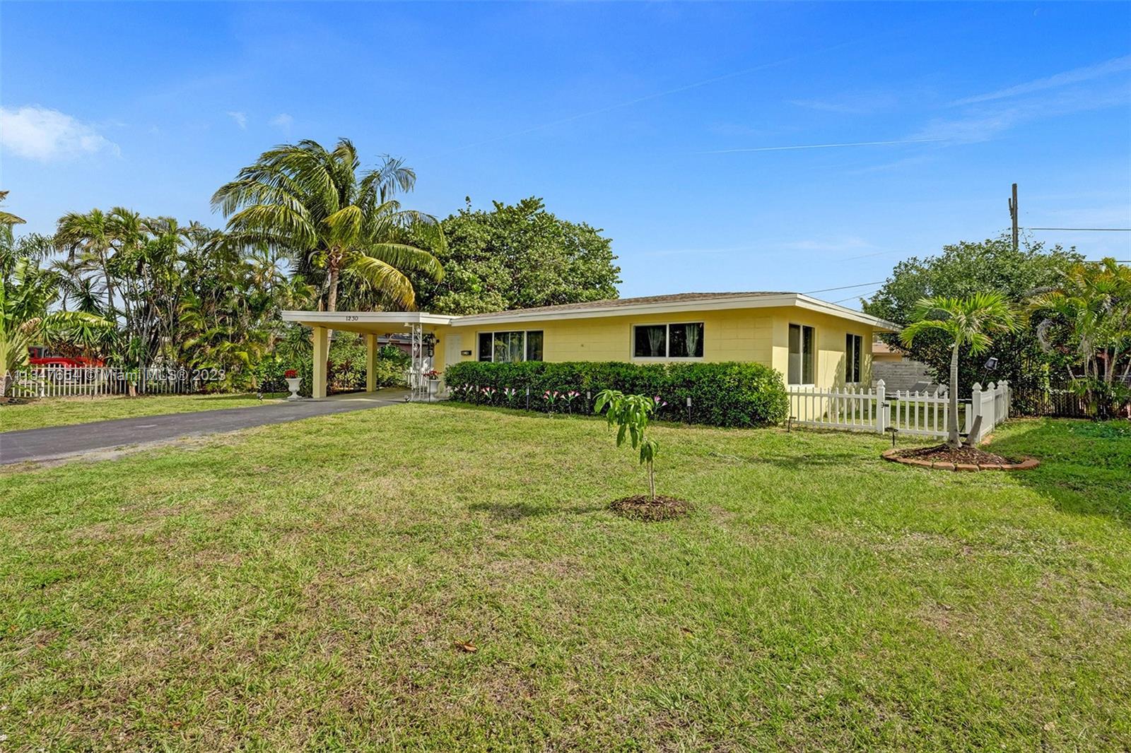 1230 South Cypress Road Pompano Beach, FL 33060 - Photo 4 of 34 Gallery Image 4