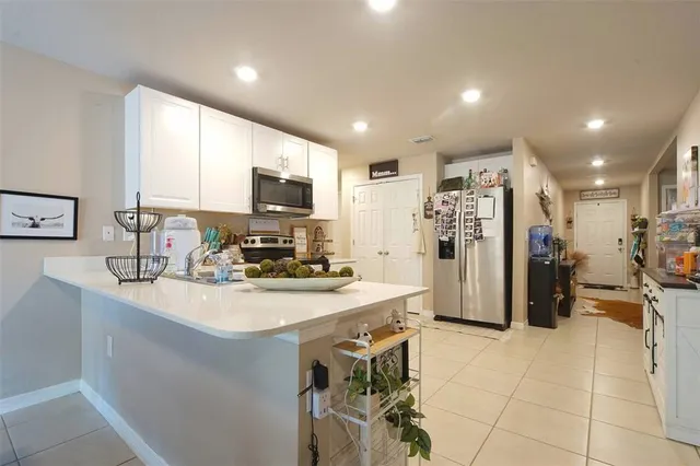 $295,000 | 8015 Sandalwood Court, LaBelle, FL 33935