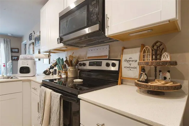 $295,000 | 8015 Sandalwood Court, LaBelle, FL 33935